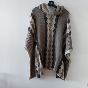 Point zero poncho size M